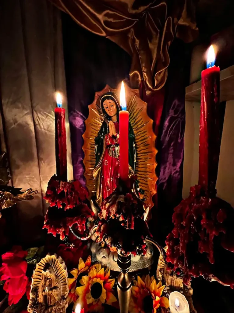 altar de la virgen en hempstead